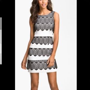 BCBGMAXAZRIA Tiered lace cocktail dress 👗